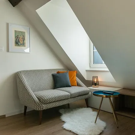 Mon - Cozy - Rbnb